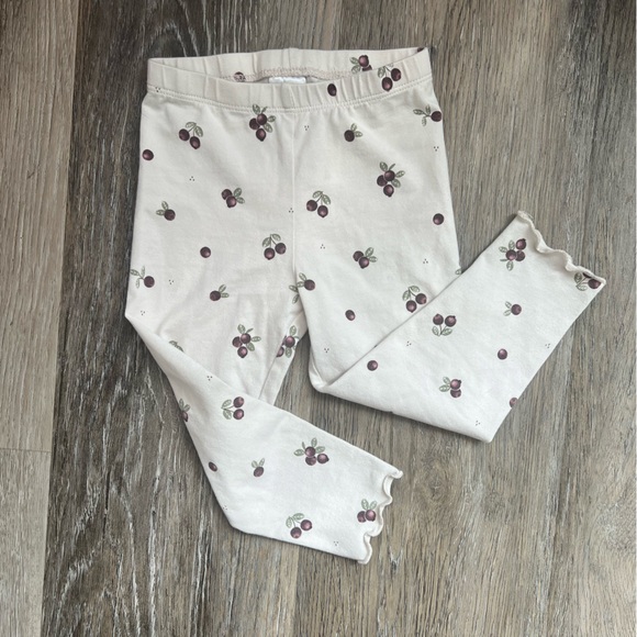 Firsts by Petit Lem berry print scalloped leggings - Picture 6 of 7